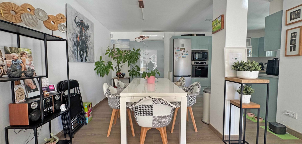 2 Bed Townhouse for sale in Villamartin Costa Blanca, Alicante, Spain