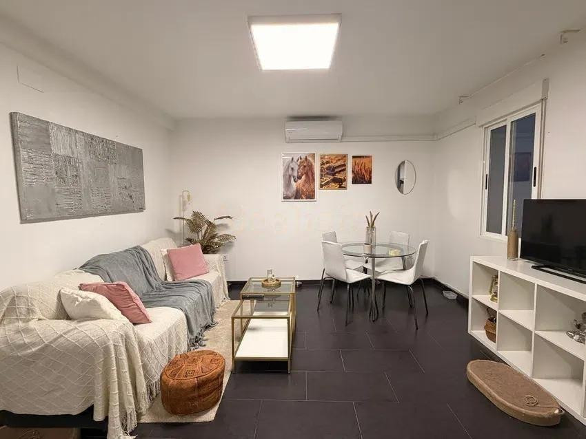 Se vende Apartamento Planta Media de 2 dormitorios en Costa Del Sol, Málaga, España