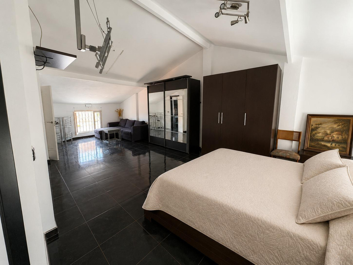3 Bed Townhouse for sale in Málaga Costa Del Sol, Málaga, Spain