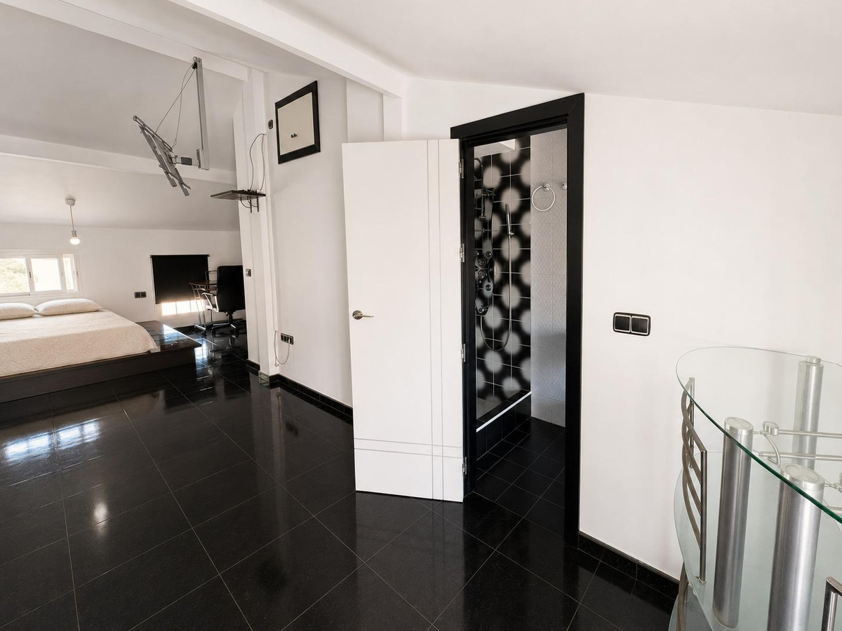 3 Bed Townhouse for sale in Málaga Costa Del Sol, Málaga, Spain