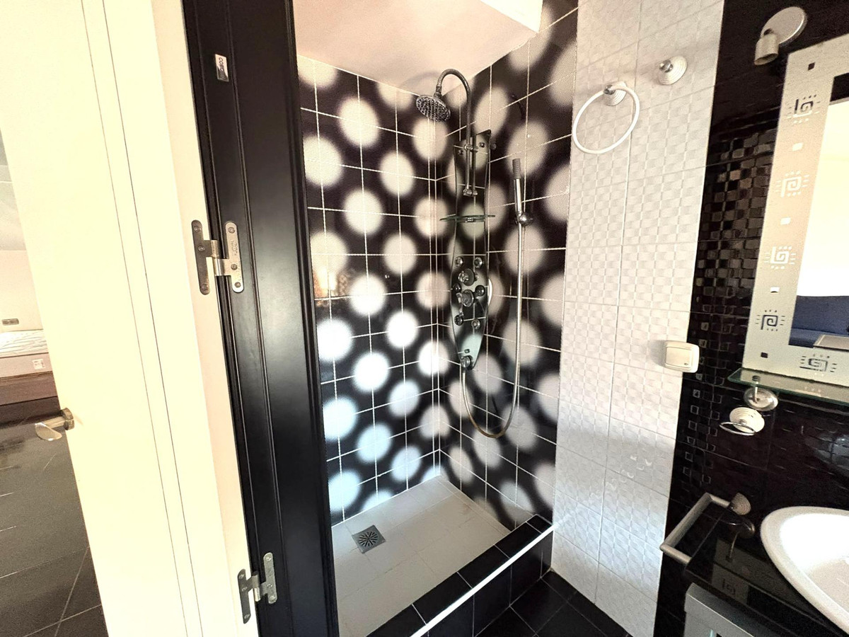 3 Bed Townhouse for sale in Málaga Costa Del Sol, Málaga, Spain