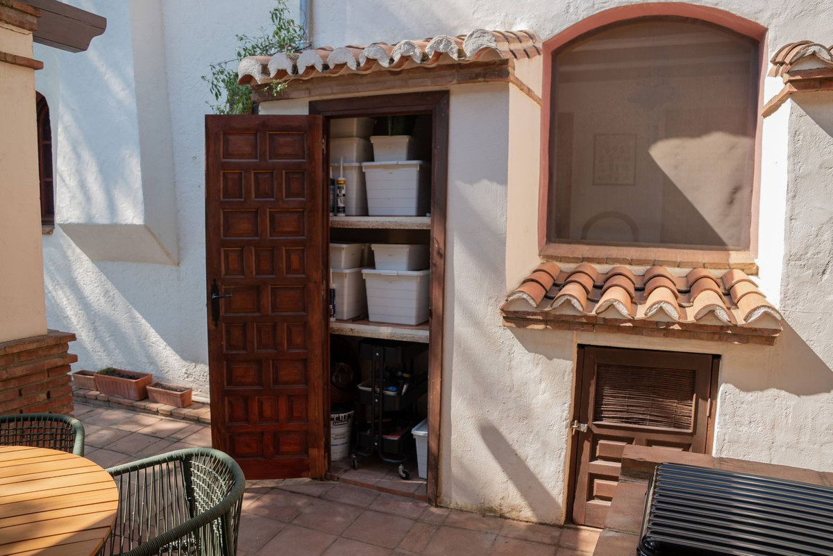 Se vende Finca - Cortijo de 7 dormitorios en Costa Del Sol, Málaga, España
