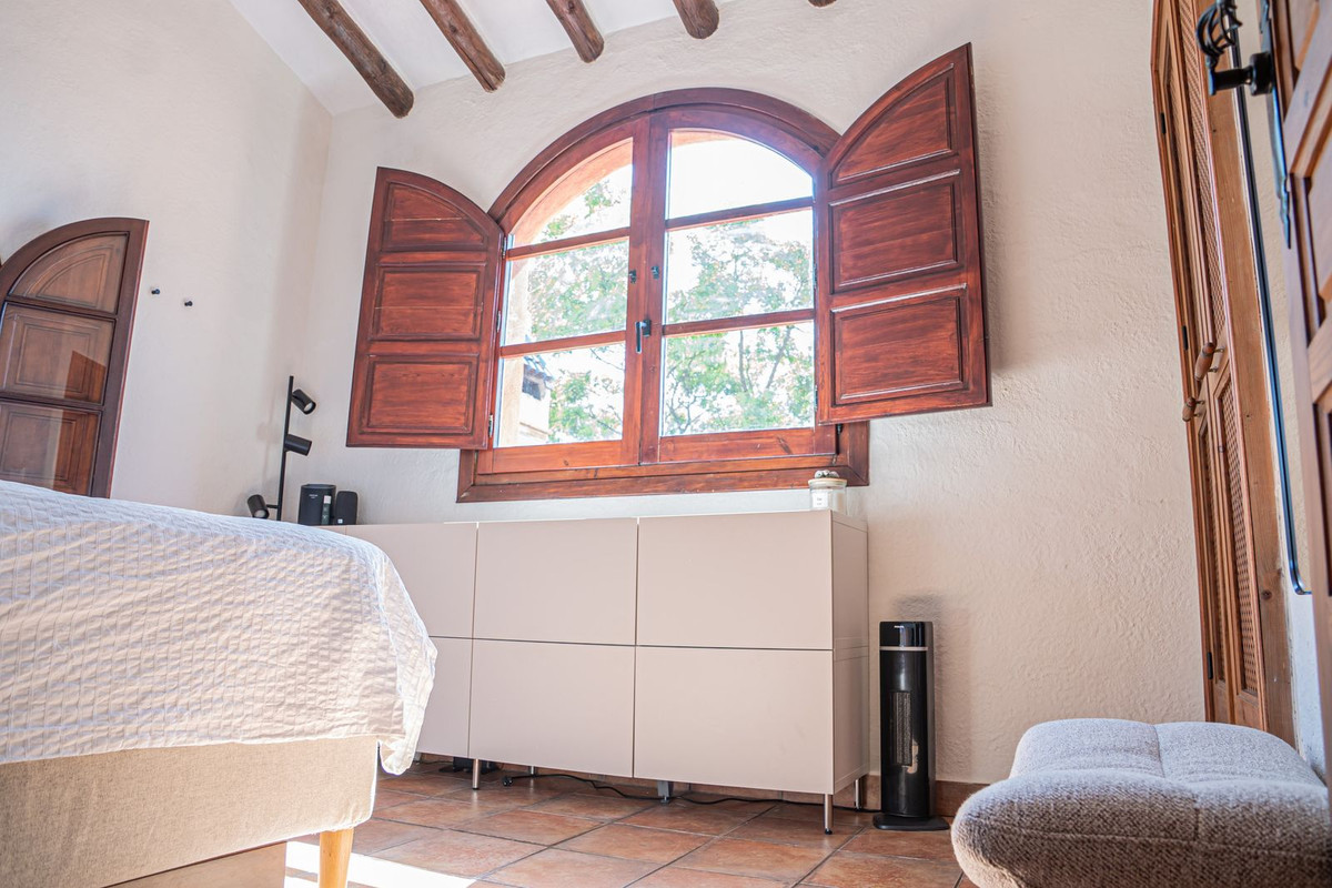 Se vende Finca - Cortijo de 7 dormitorios en Costa Del Sol, Málaga, España