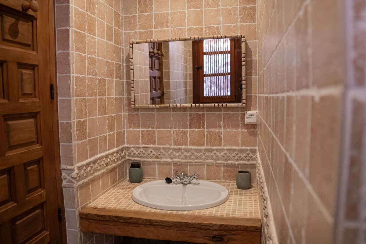 Se vende Finca - Cortijo de 7 dormitorios en Costa Del Sol, Málaga, España