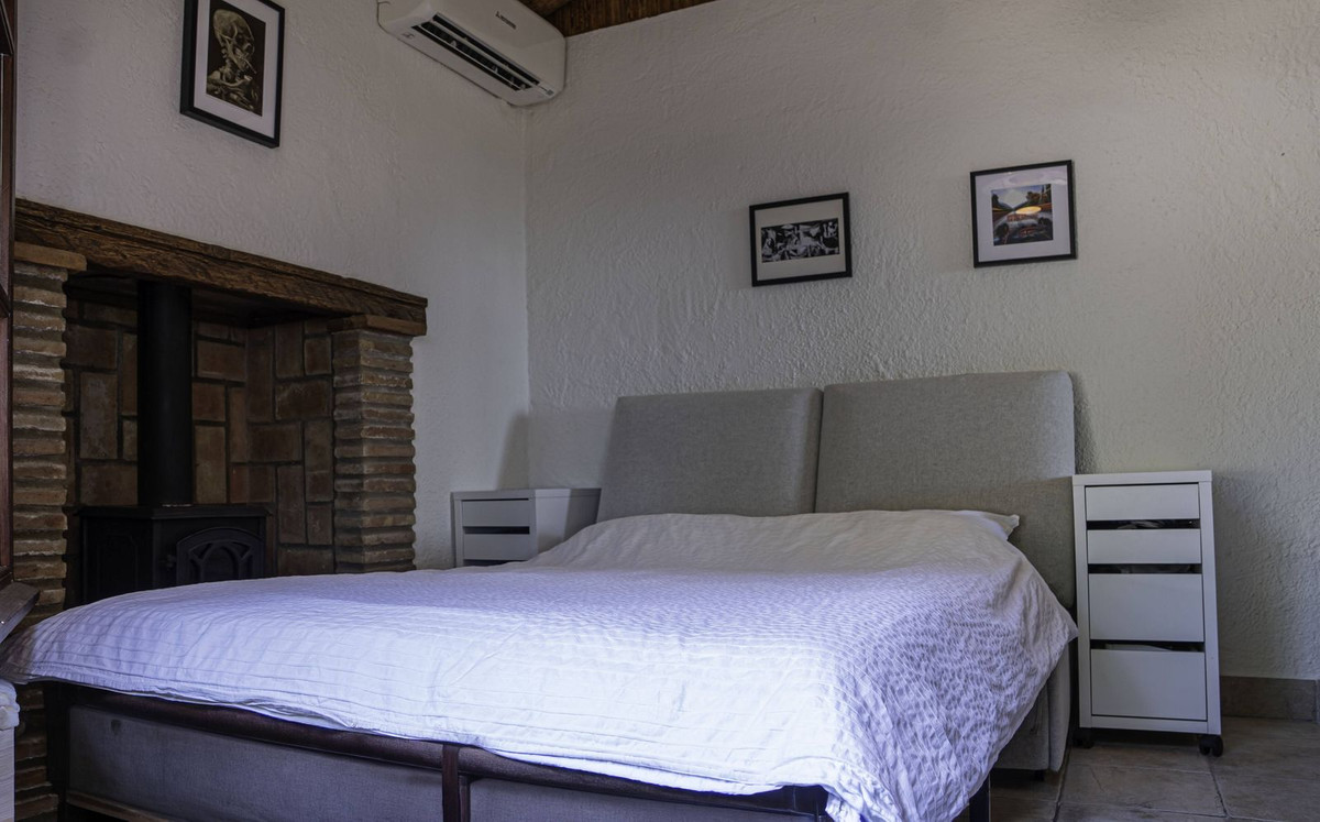 Se vende Finca - Cortijo de 7 dormitorios en Costa Del Sol, Málaga, España