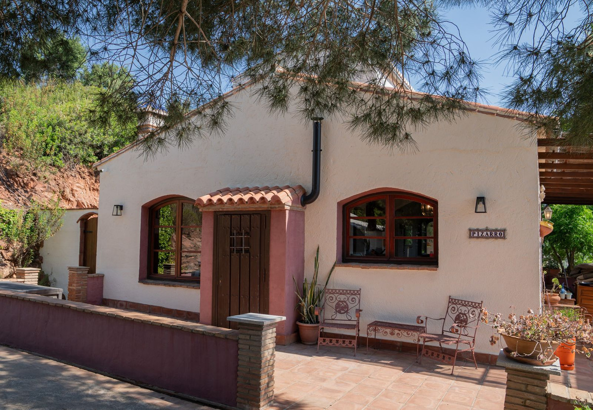 Se vende Finca - Cortijo de 7 dormitorios en Costa Del Sol, Málaga, España