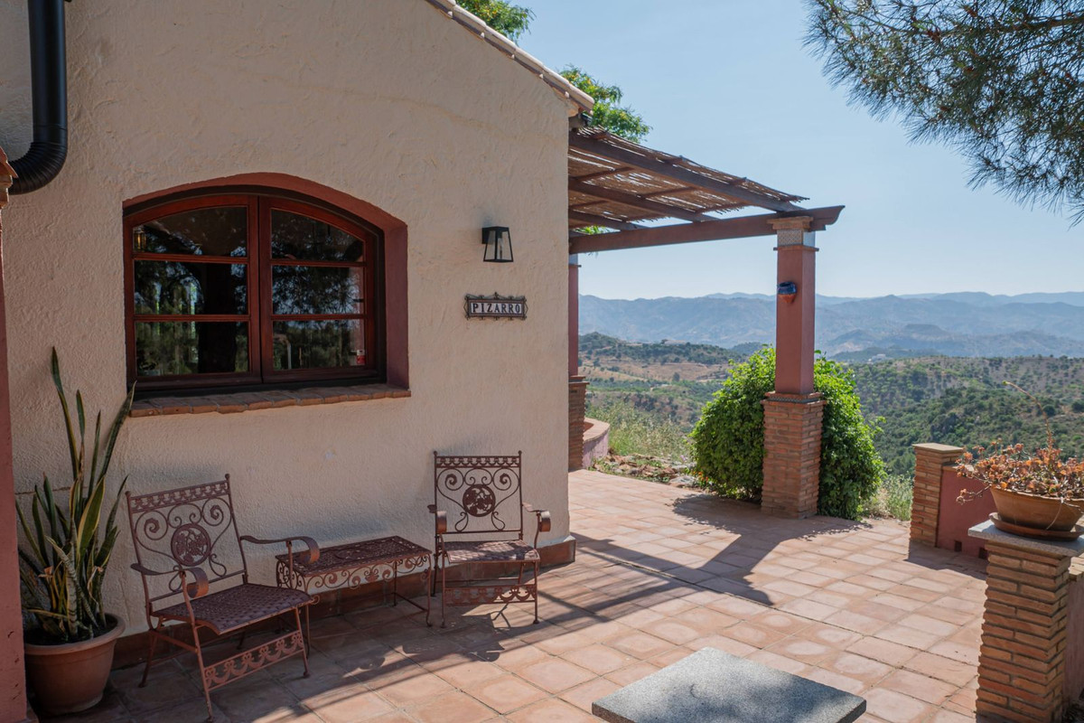 Se vende Finca - Cortijo de 7 dormitorios en Costa Del Sol, Málaga, España