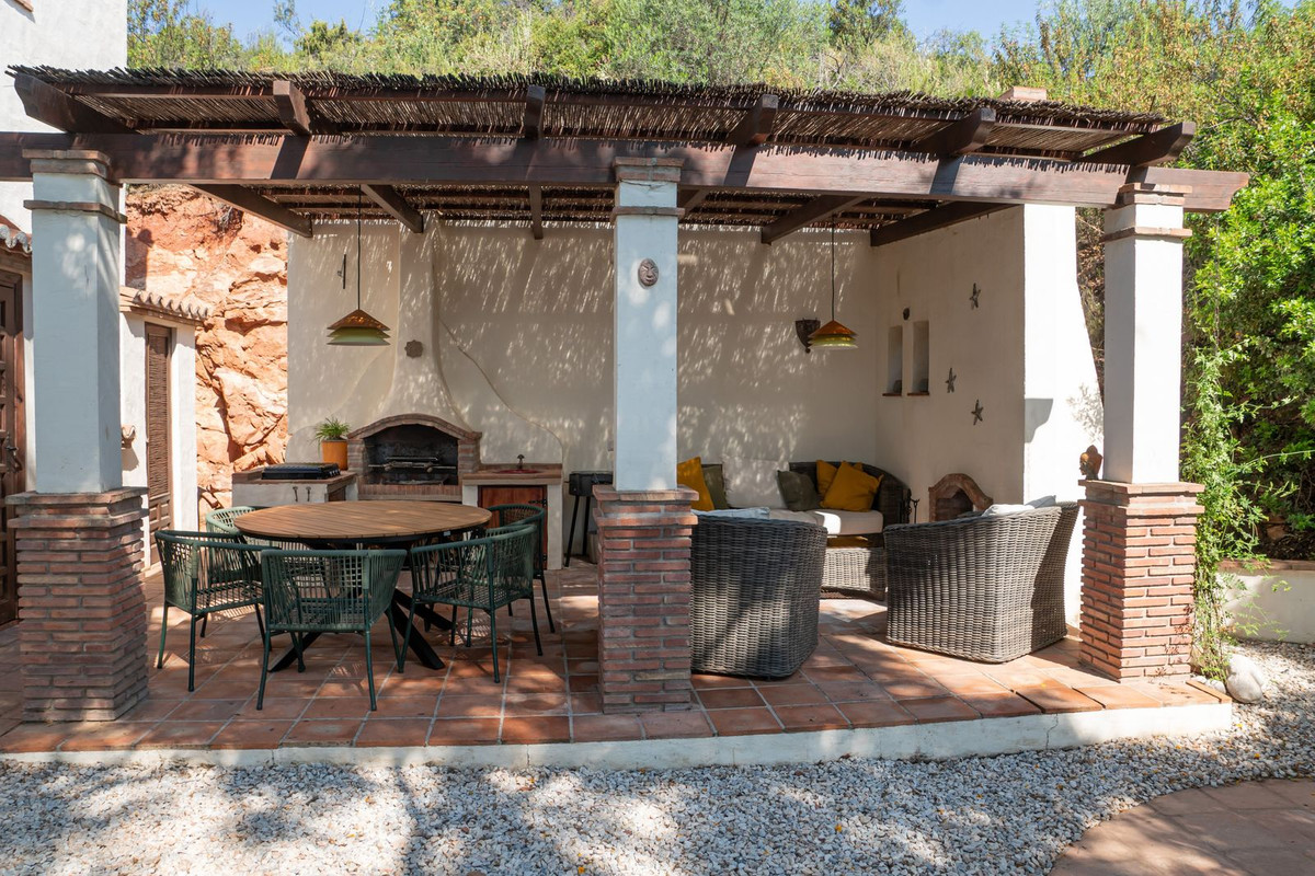 Se vende Finca - Cortijo de 7 dormitorios en Costa Del Sol, Málaga, España