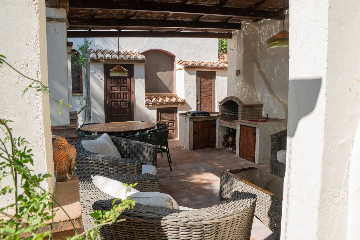Se vende Finca - Cortijo de 7 dormitorios en Costa Del Sol, Málaga, España