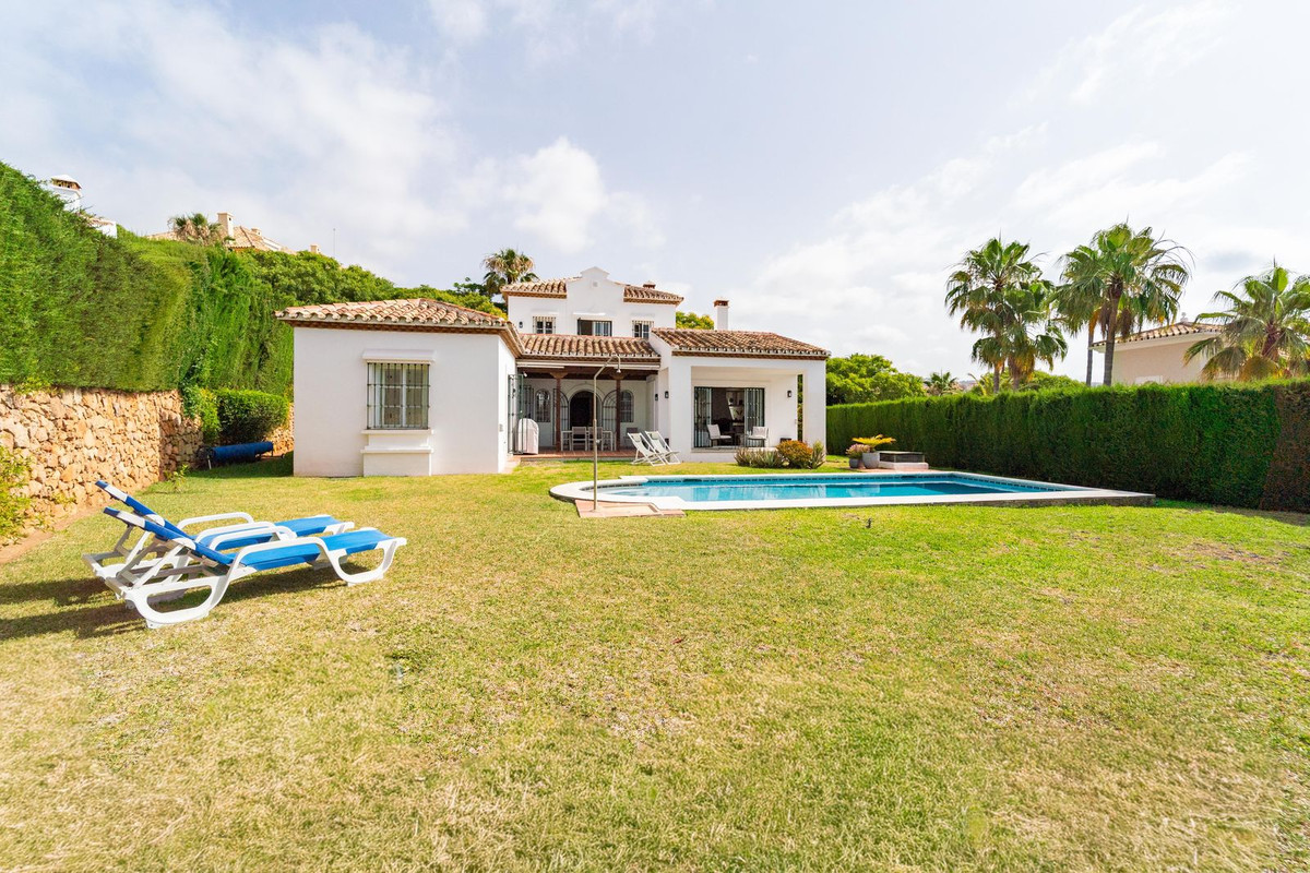 4 Bed Townhouse for sale in Elviria Costa Del Sol, Málaga, Spain