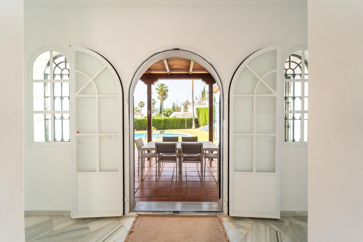 4 Bed Townhouse for sale in Elviria Costa Del Sol, Málaga, Spain