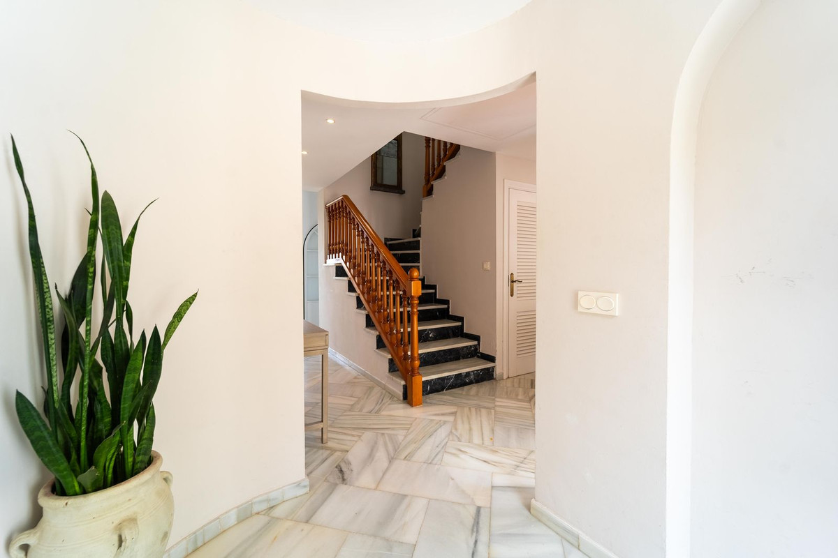 4 Bed Townhouse for sale in Elviria Costa Del Sol, Málaga, Spain