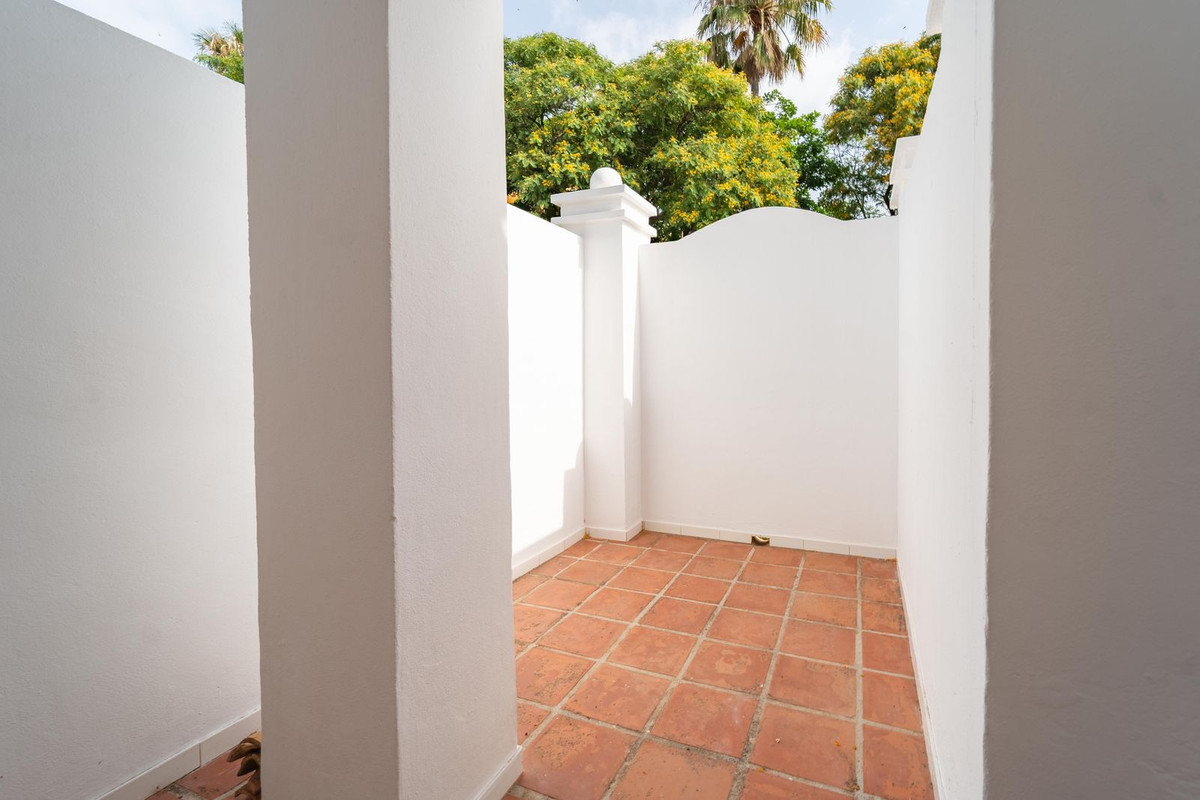 4 Bed Townhouse for sale in Elviria Costa Del Sol, Málaga, Spain