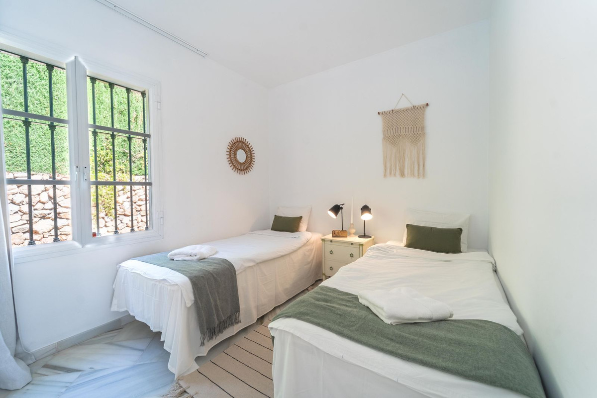 4 Bed Townhouse for sale in Elviria Costa Del Sol, Málaga, Spain