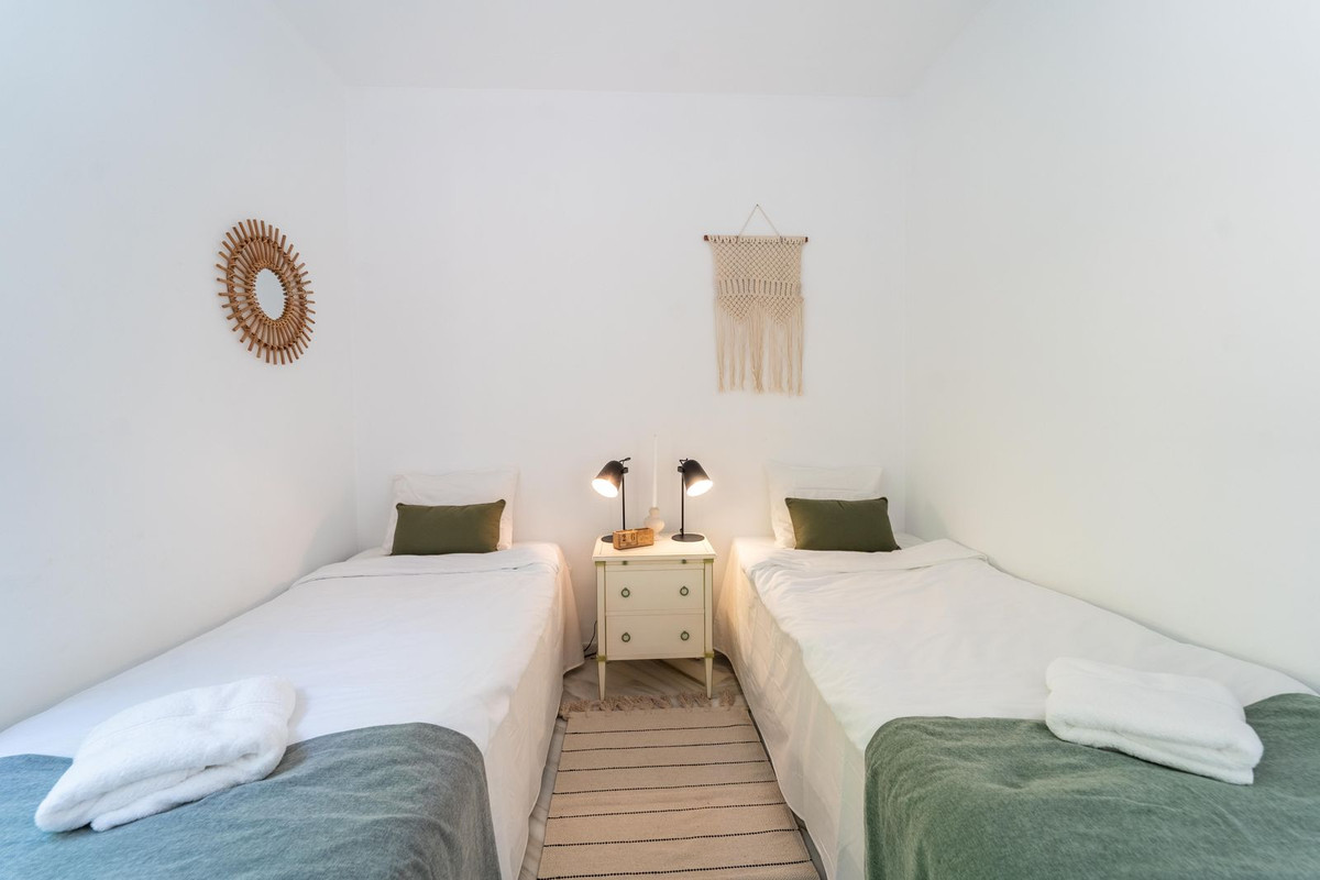 4 Bed Townhouse for sale in Elviria Costa Del Sol, Málaga, Spain