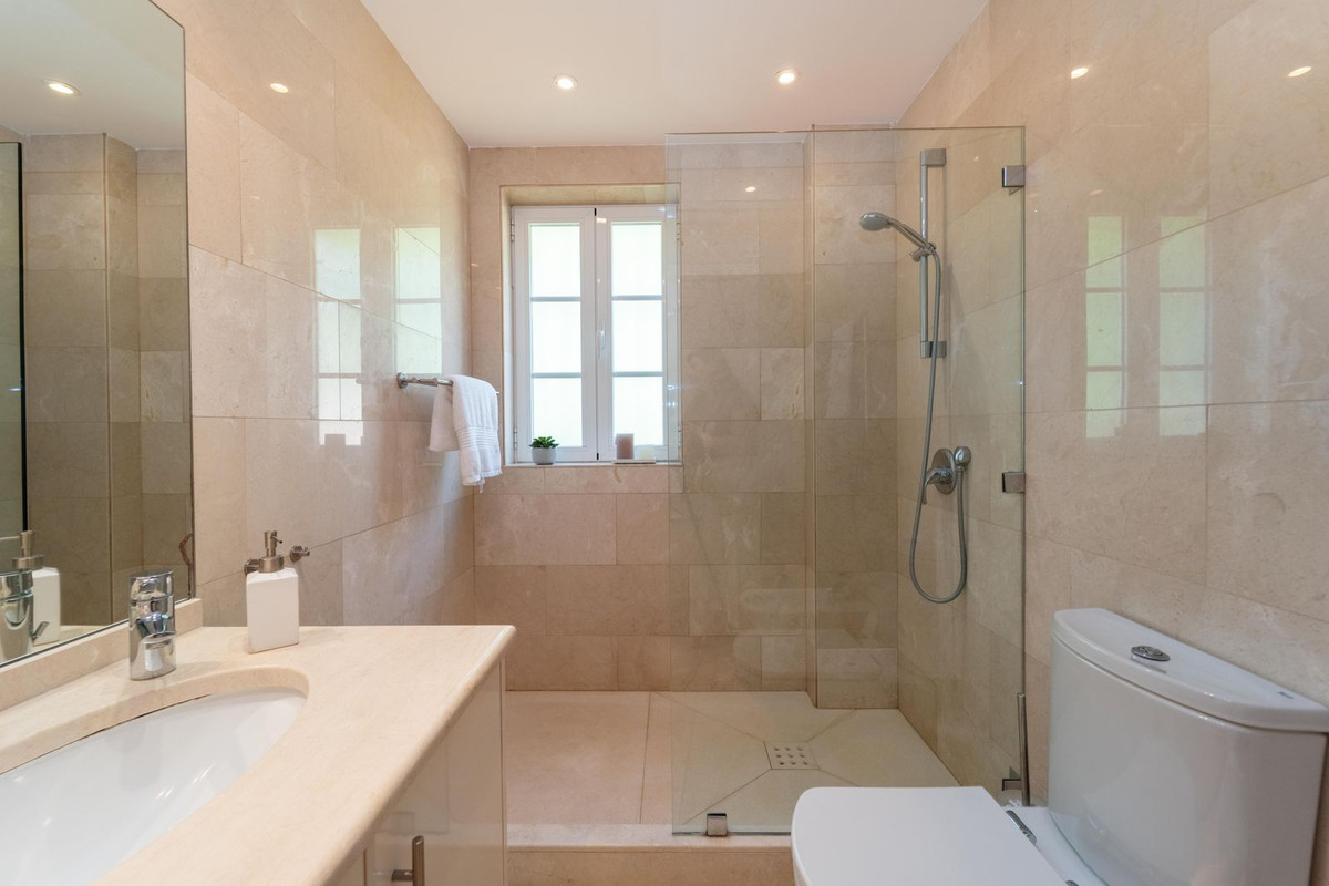 4 Bed Townhouse for sale in Elviria Costa Del Sol, Málaga, Spain
