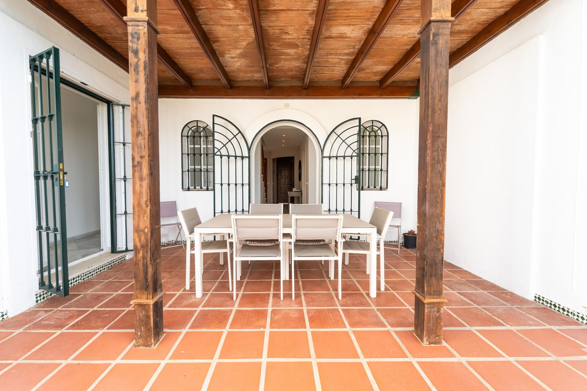 4 Bed Townhouse for sale in Elviria Costa Del Sol, Málaga, Spain