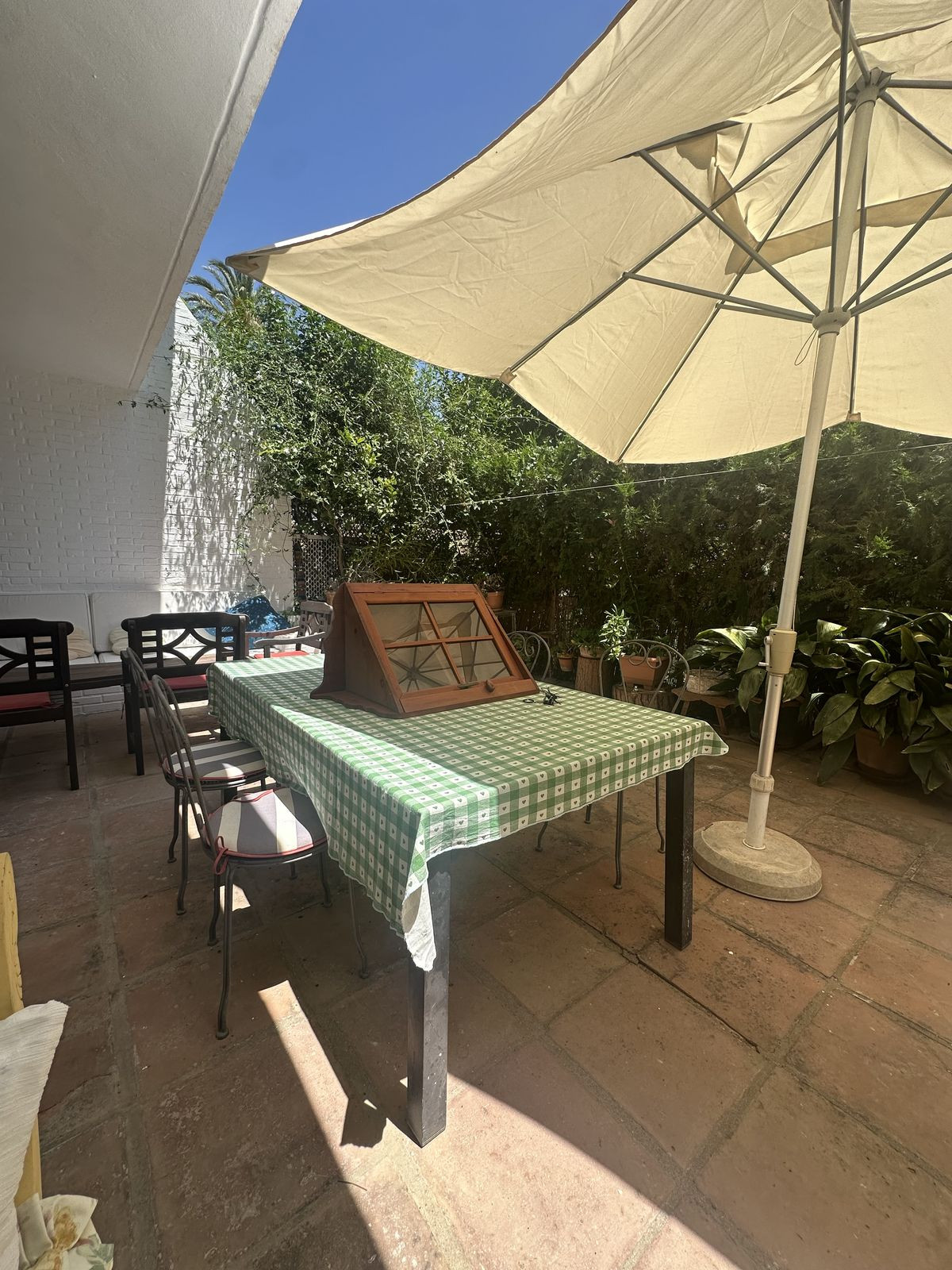 4 Bed Apartment for sale in Marbella Costa Del Sol, Málaga, Spain