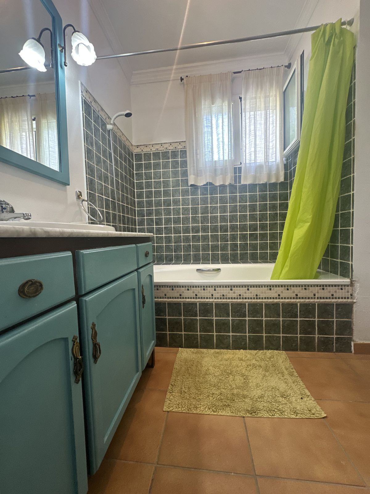 4 Bed Apartment for sale in Marbella Costa Del Sol, Málaga, Spain