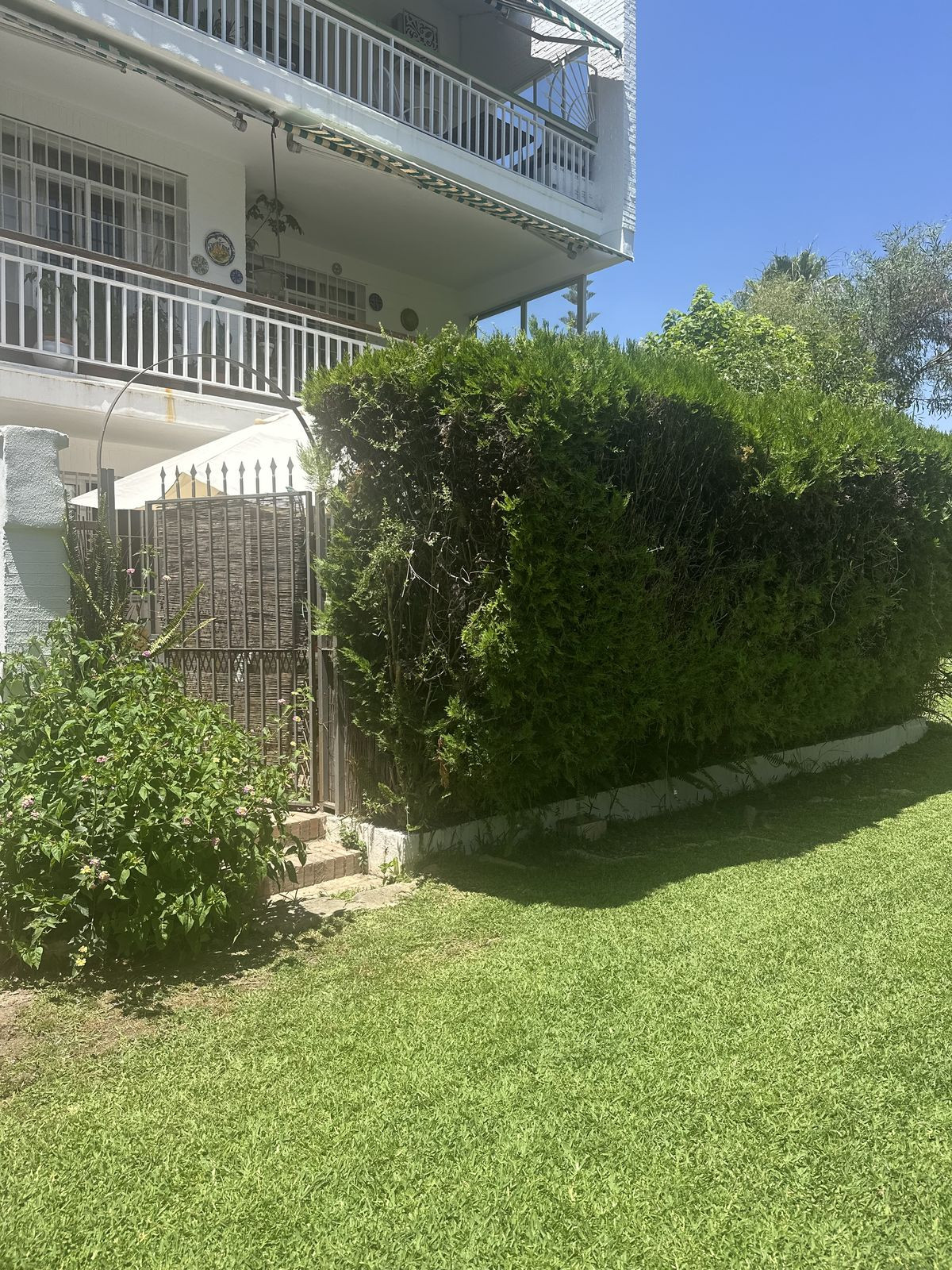 4 Bed Apartment for sale in Marbella Costa Del Sol, Málaga, Spain