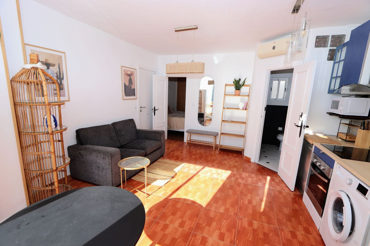 Se vende Apartamento en Planta Última de 2 dormitorios en Costa Blanca, Alicante, España