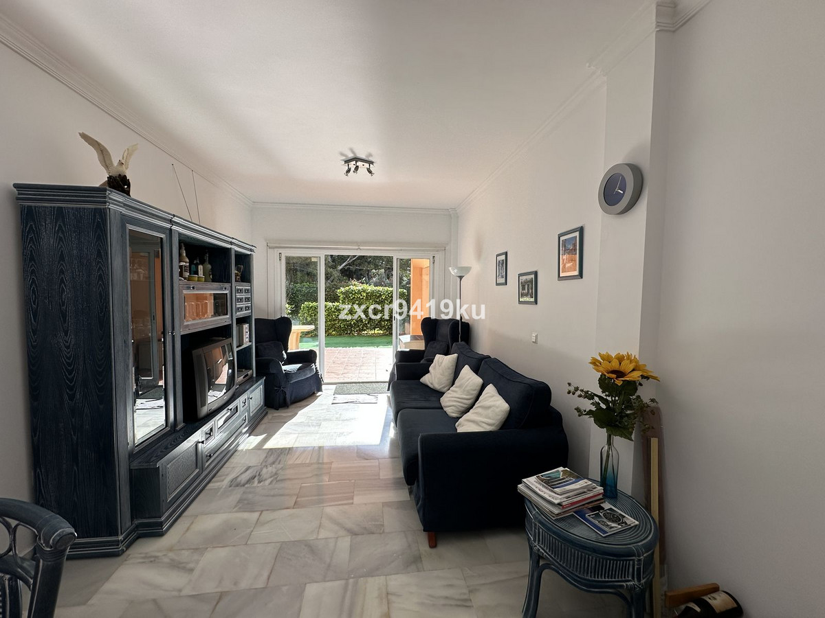 Se vende Apartamento Planta Baja de 3 dormitorios en Costa Del Sol, Málaga, España