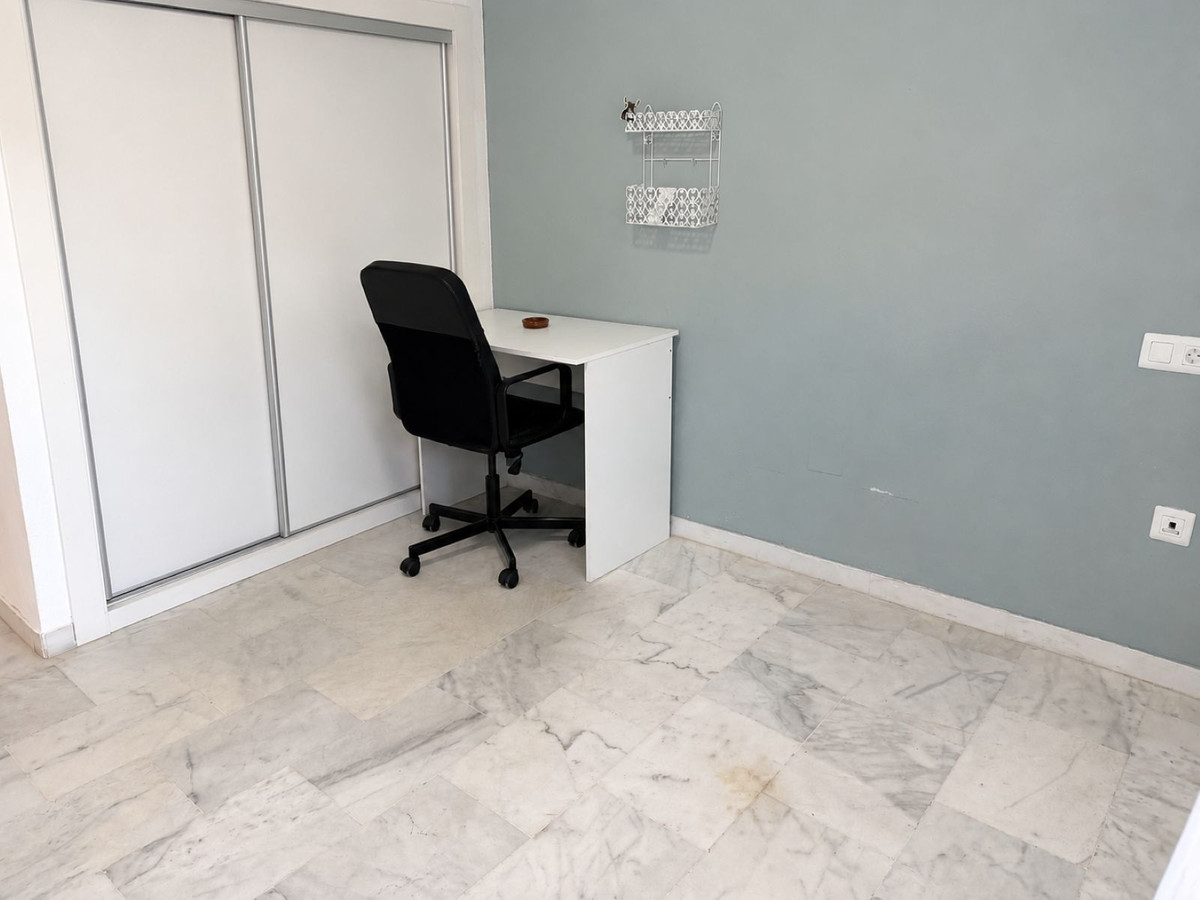 Se vende Apartamento Planta Media de 2 dormitorios en Costa Del Sol, Málaga, España