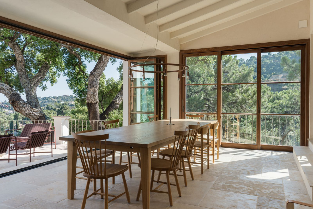 Se vende Villa - Chalet de 4 dormitorios en Costa Del Sol, Málaga, España