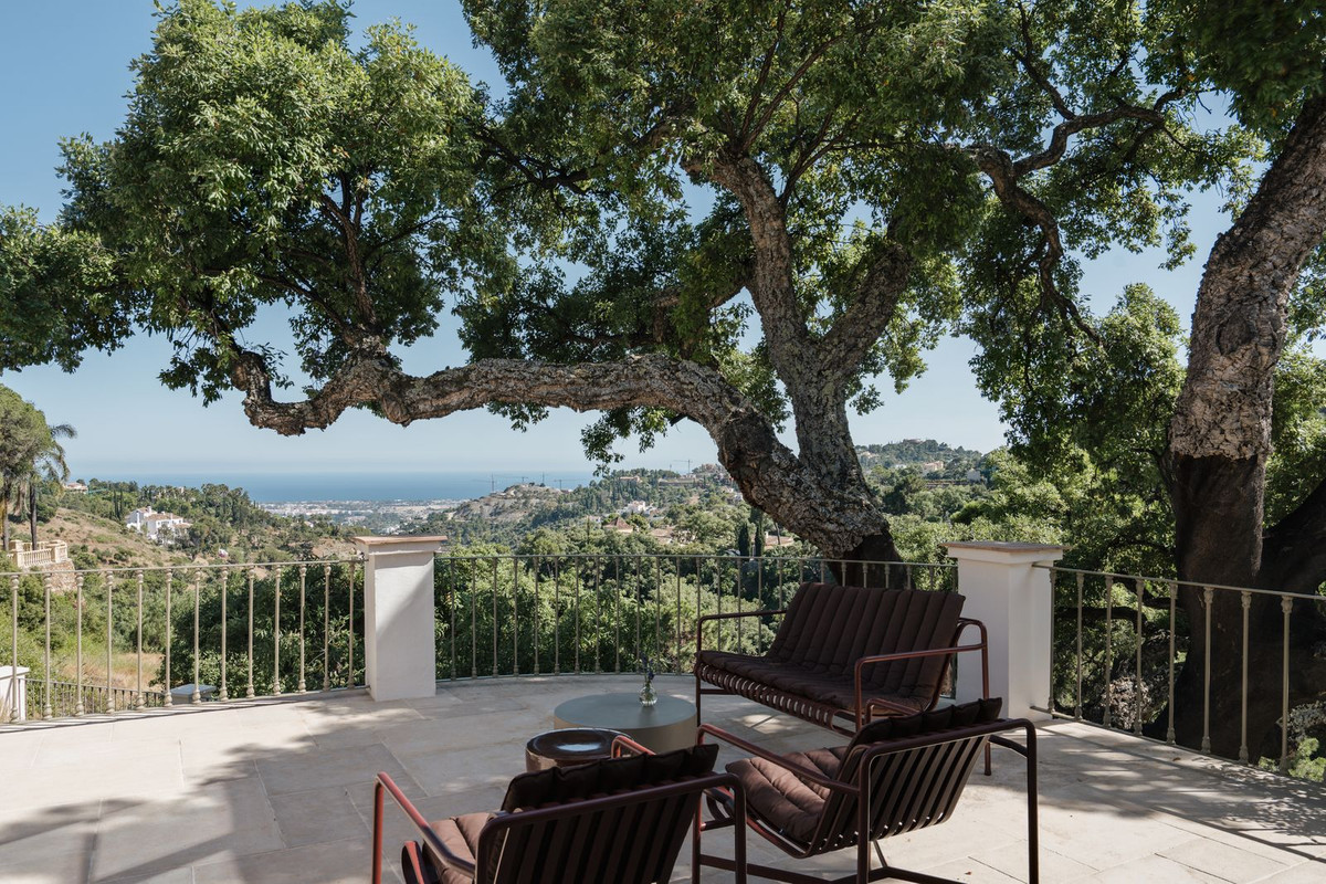 Se vende Villa - Chalet de 4 dormitorios en Costa Del Sol, Málaga, España