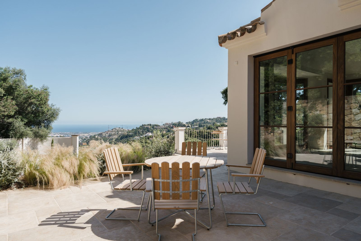 Se vende Villa - Chalet de 4 dormitorios en Costa Del Sol, Málaga, España