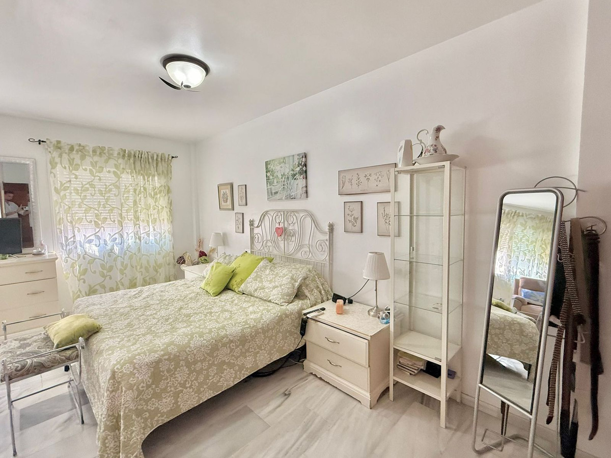3 Bed Townhouse for sale in Torreblanca Costa Del Sol, Málaga, Spain