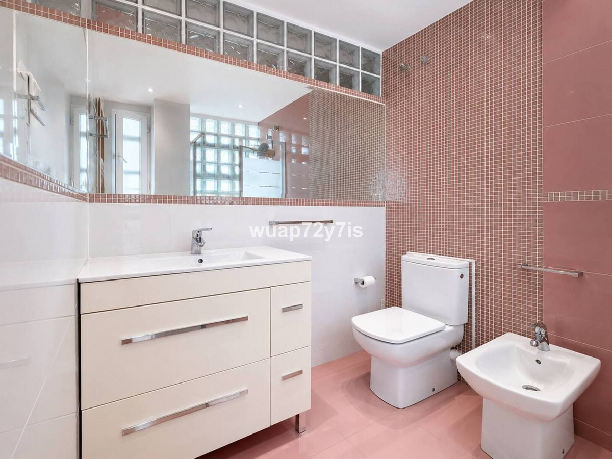 Se vende Ático de 2 dormitorios en Costa Del Sol, Málaga, España