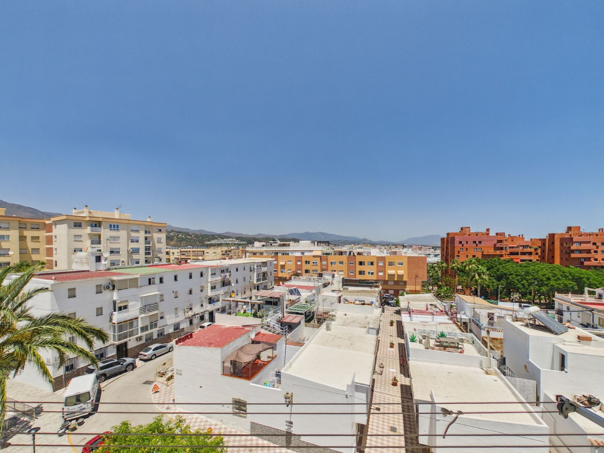 2 Bed Apartment for sale in Estepona Costa Del Sol, Málaga, Spain