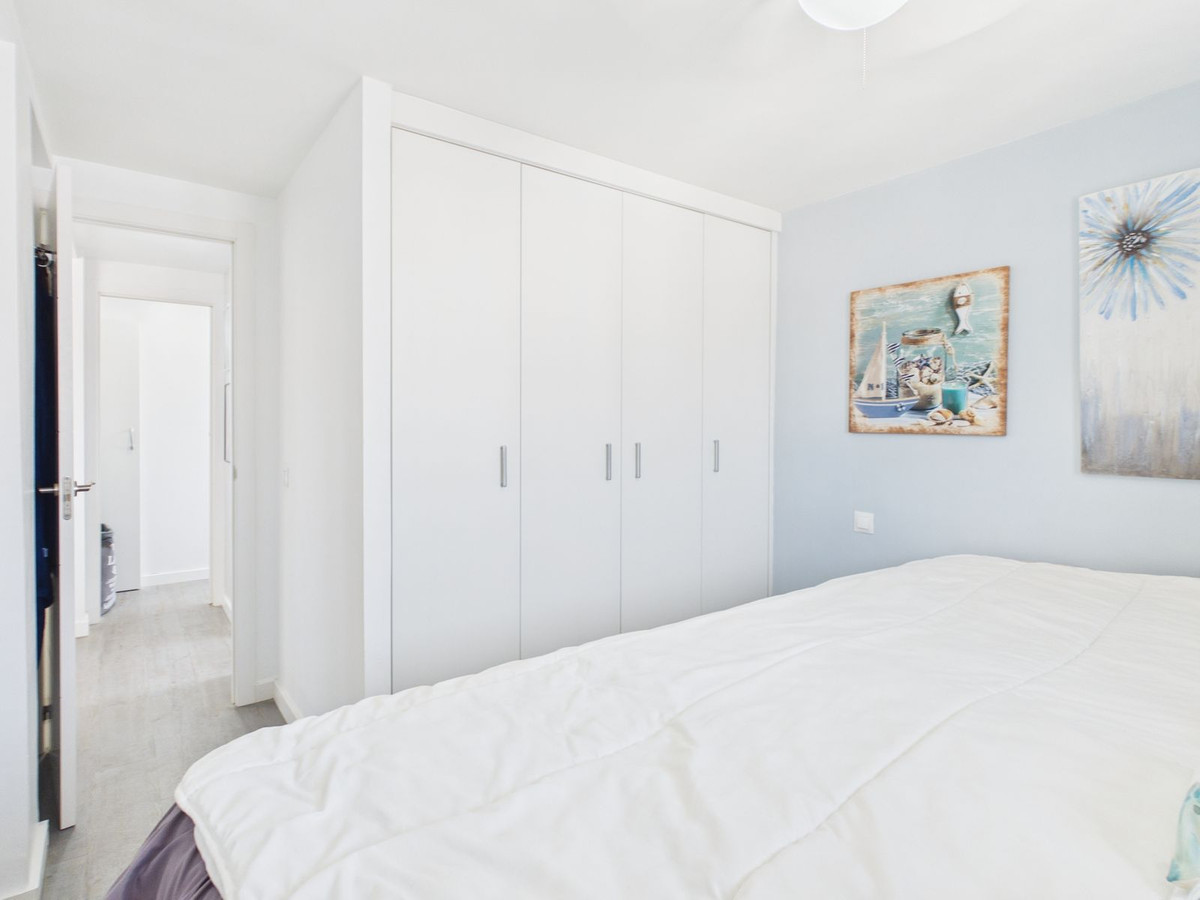 2 Bed Apartment for sale in Estepona Costa Del Sol, Málaga, Spain