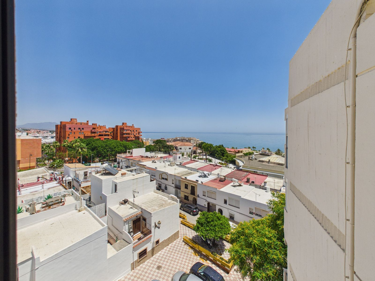 2 Bed Apartment for sale in Estepona Costa Del Sol, Málaga, Spain