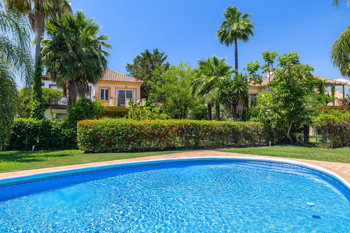 5 Bed Townhouse for sale in Marbella Costa Del Sol, Málaga, Spain