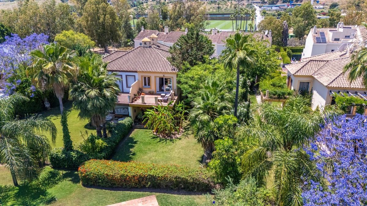 5 Bed Townhouse for sale in Marbella Costa Del Sol, Málaga, Spain
