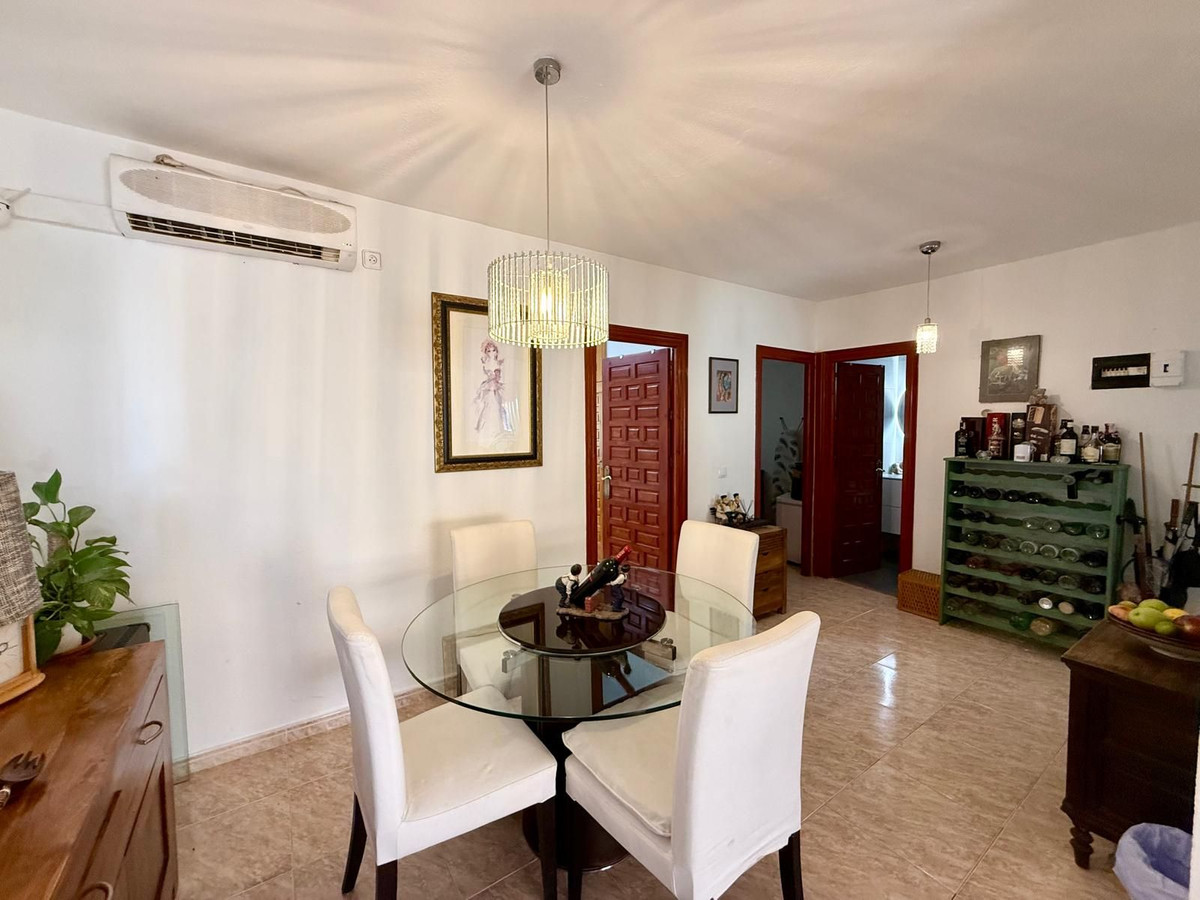 Se vende Pareada de 3 dormitorios en Costa Del Sol, Málaga, España