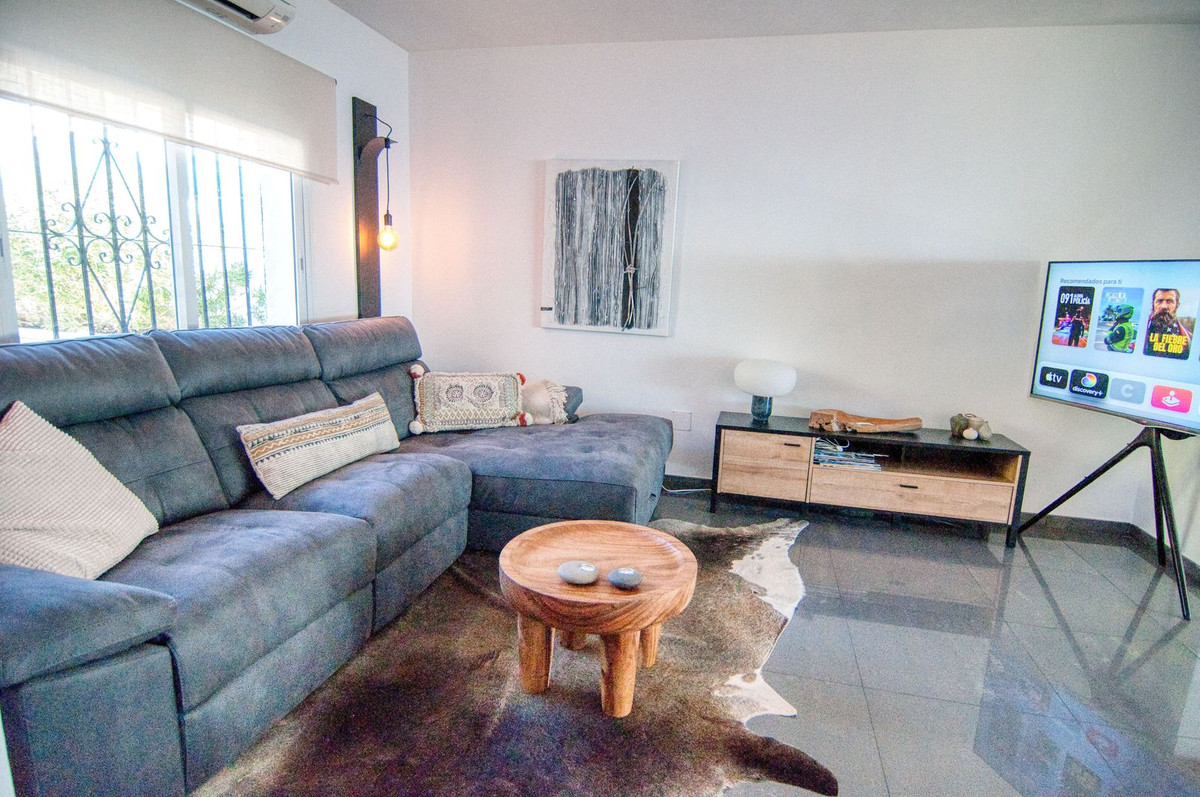 4 Bed Townhouse for sale in La Capellania Costa Del Sol, Málaga, Spain