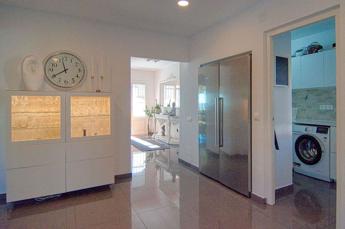 4 Bed Townhouse for sale in La Capellania Costa Del Sol, Málaga, Spain