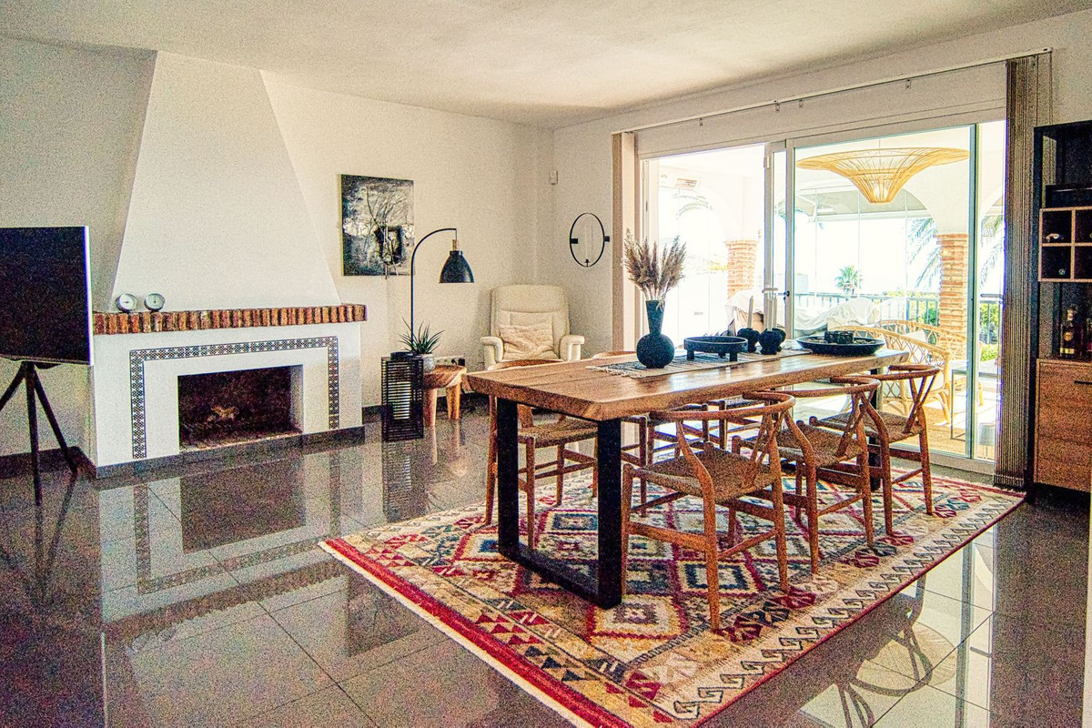 4 Bed Townhouse for sale in La Capellania Costa Del Sol, Málaga, Spain