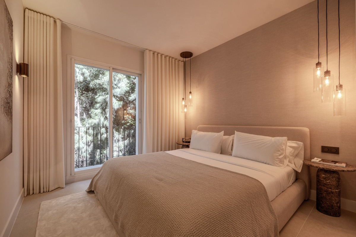 3 Bed Apartment for sale in La Quinta Costa Del Sol, Málaga, Spain