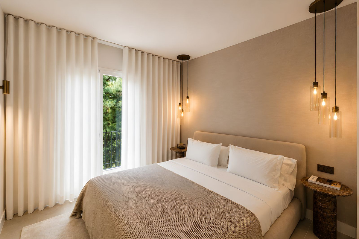 3 Bed Apartment for sale in La Quinta Costa Del Sol, Málaga, Spain