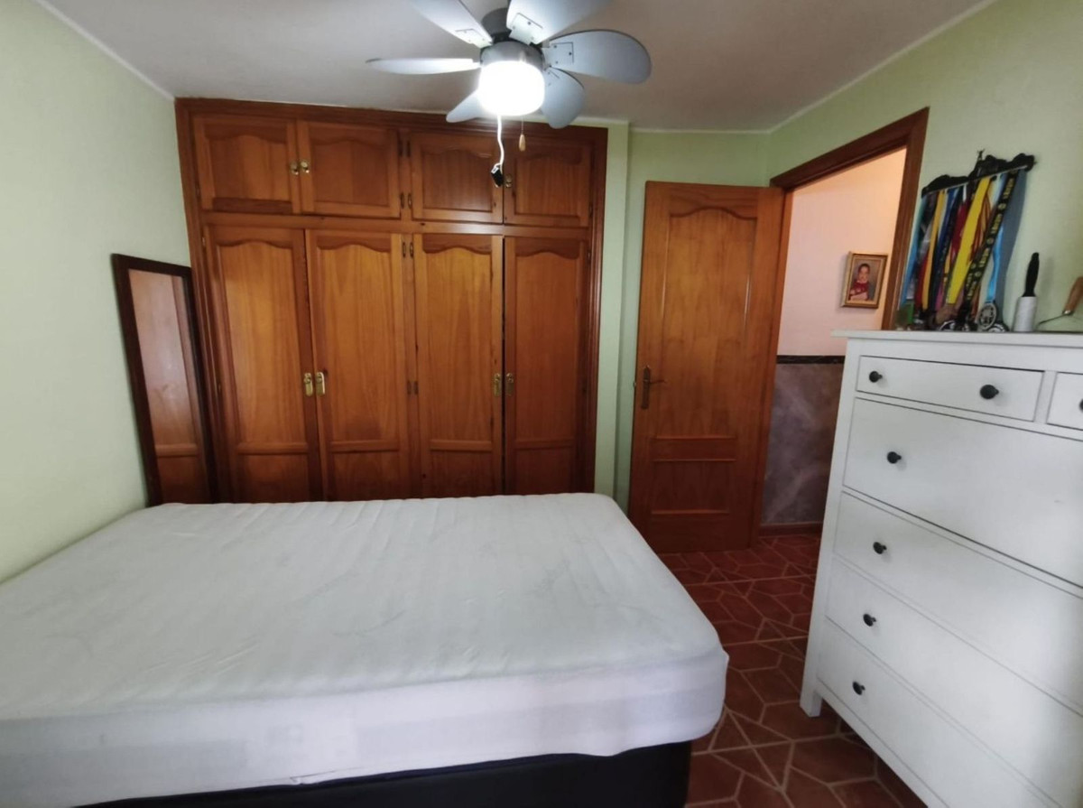 3 Bed Apartment for sale in Estepona Costa Del Sol, Málaga, Spain
