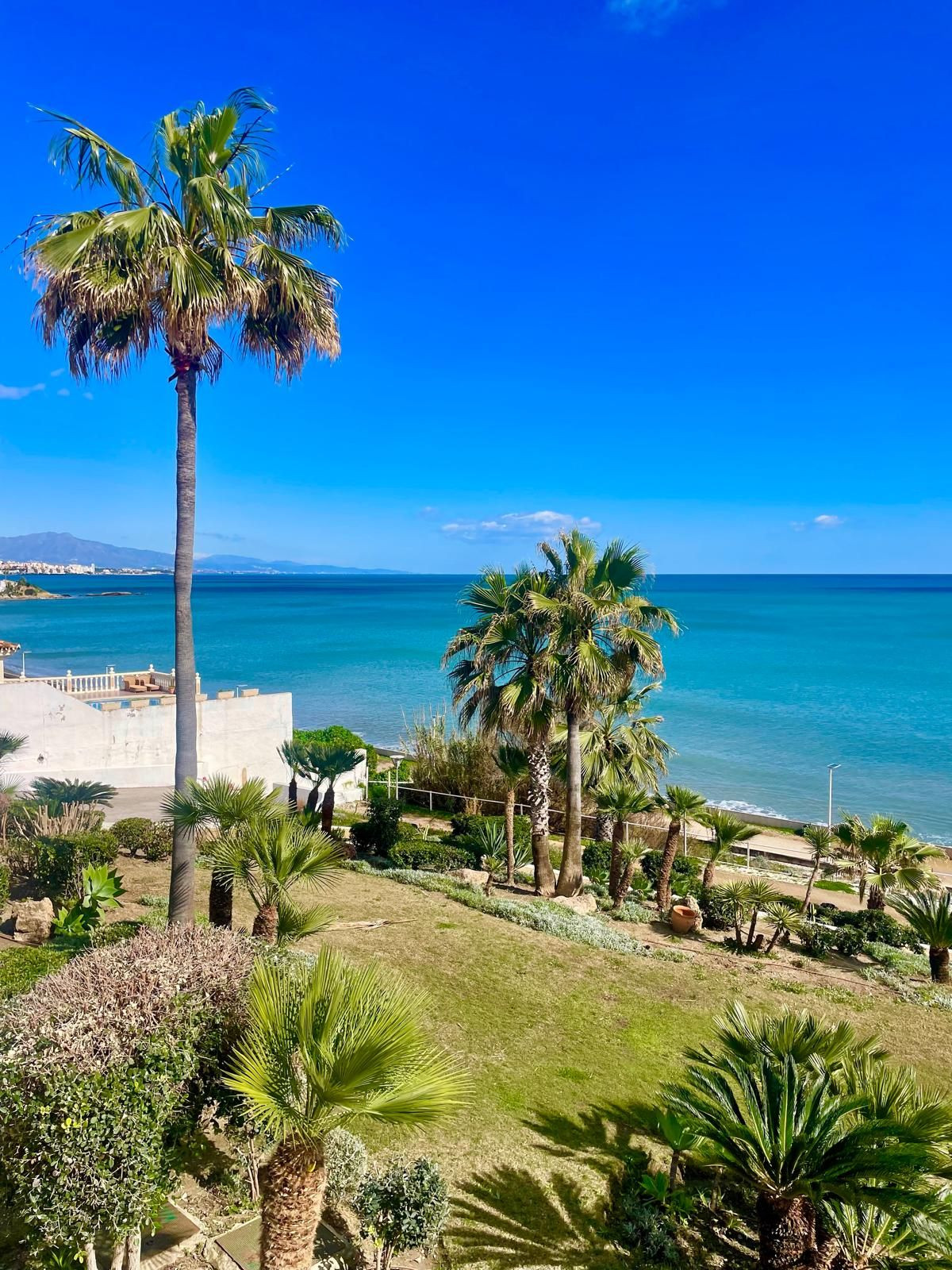 2 Bed Apartment for sale in Estepona Costa Del Sol, Málaga, Spain