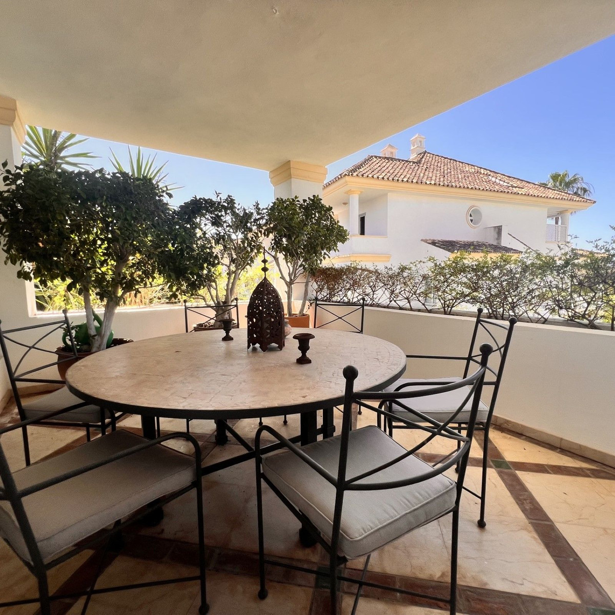 3 Bed Apartment for sale in The Golden Mile Costa Del Sol, Málaga, Spain