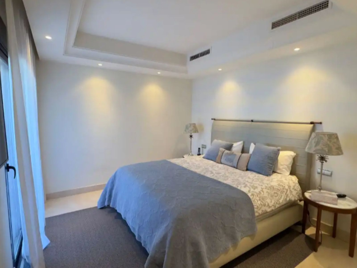 3 Bed Apartment for sale in Marbella Costa Del Sol, Málaga, Spain