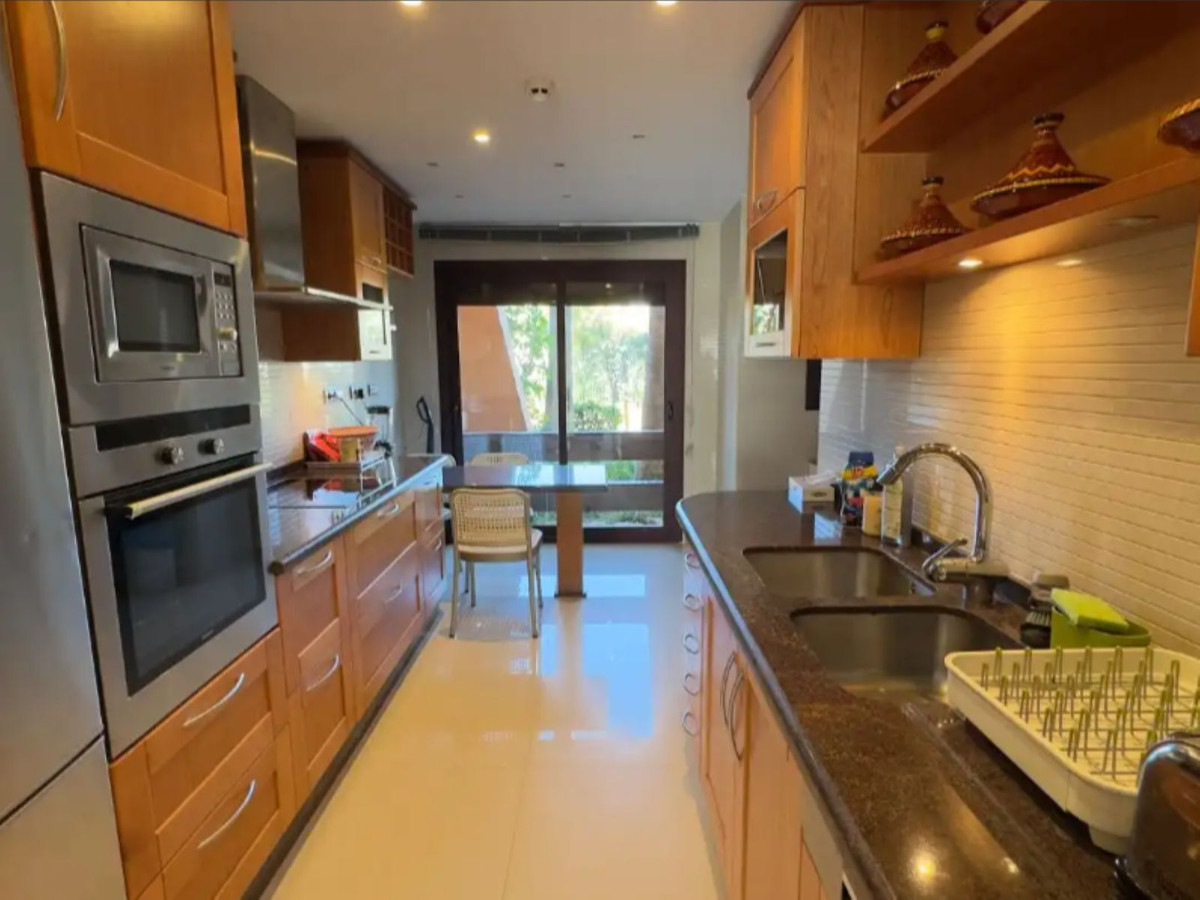 3 Bed Apartment for sale in Marbella Costa Del Sol, Málaga, Spain