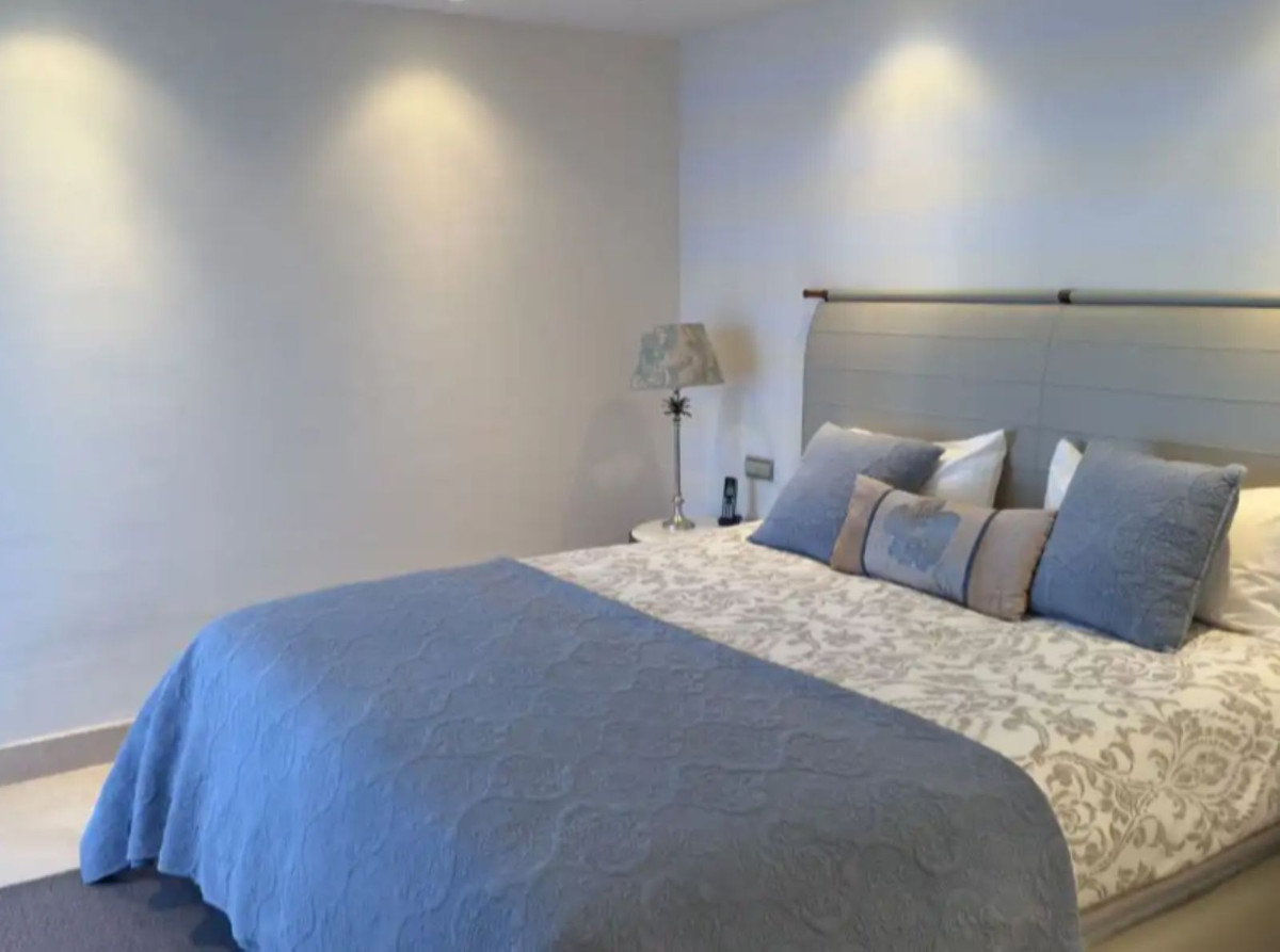3 Bed Apartment for sale in Marbella Costa Del Sol, Málaga, Spain