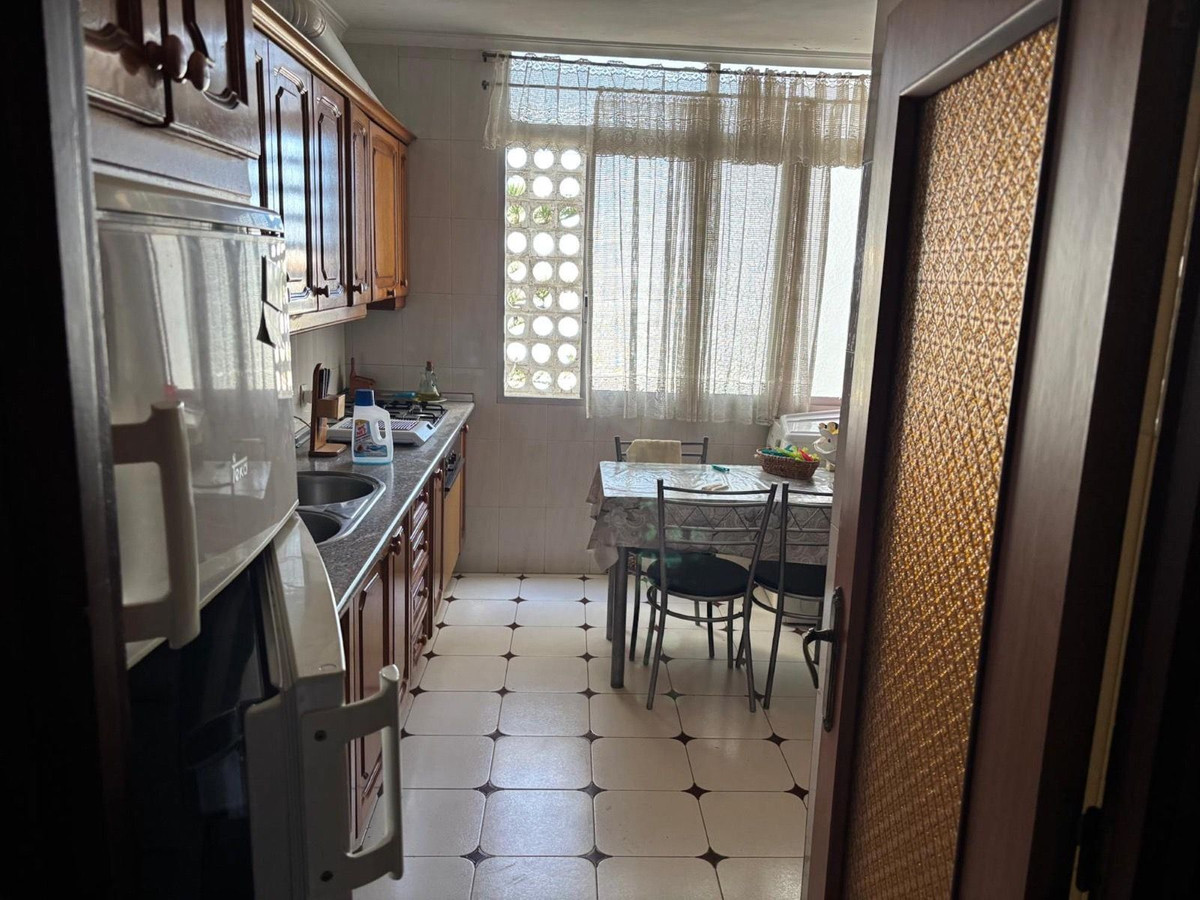 Se vende Apartamento Planta Media de 2 dormitorios en Costa Del Sol, Málaga, España